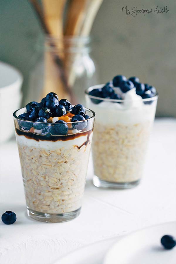 Overnight Oats with Coffee And Blueberries | Vegalicious